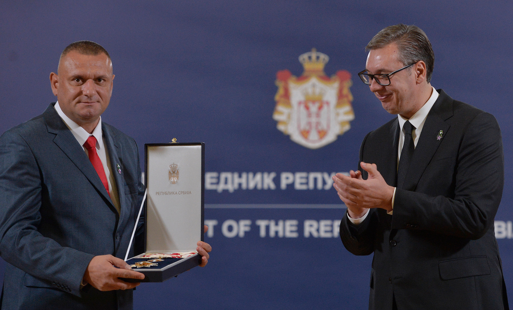 Kapetan Nenad Đurić i predsednik Aleksandar Vučić