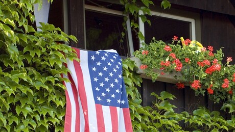 Републиканци одбацују непотпуне гласачке листиће послате поштом