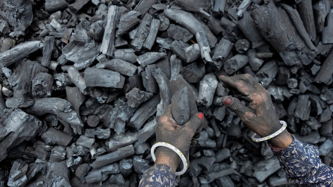 Јагма за руским угљем после попуштања европских ограничења