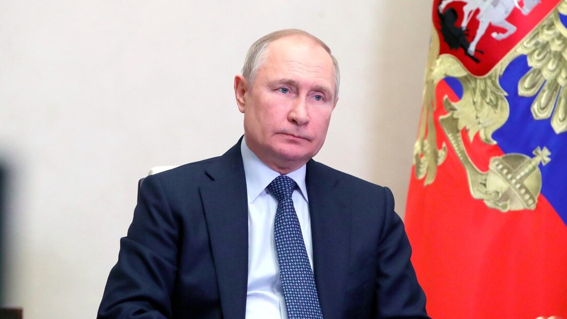 Путин: Русија неће витлати нуклеарним оружјем као бритвом