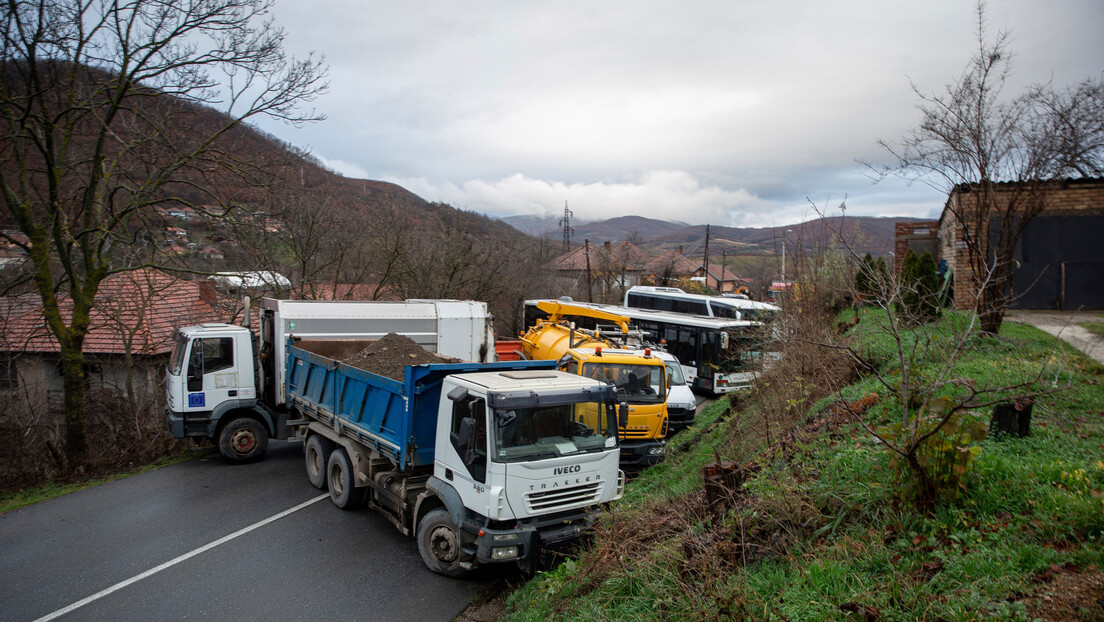 Sever Kosova i Metohije i jutros blokiran