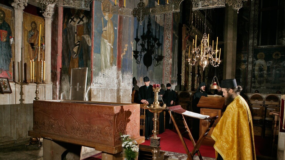 Валаванидис за РТ Балкан: Комунисти нису марили за страдање српске цркве на Космету