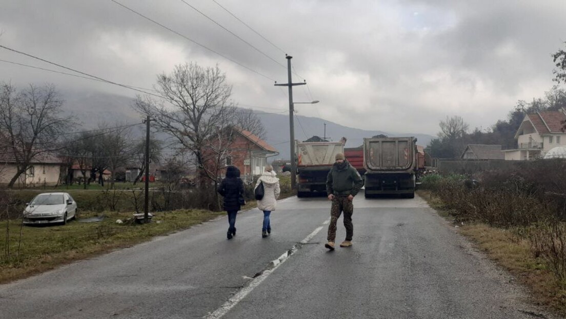 РТ Балкан открива: Мапа српских барикада и база приштинских специјалаца на северу КиМ