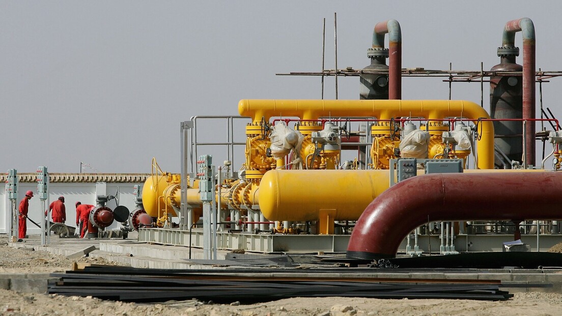 Авганистан и Кина потписали уговор о вађењу нафте