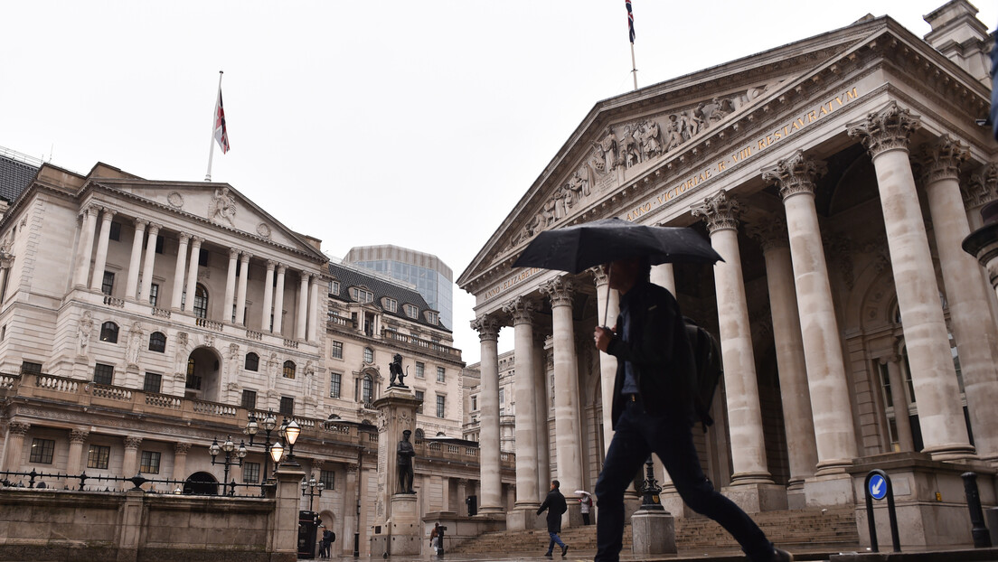 Банка Енглеске: Британија суочена са повећаним ризиком упорне високе инфлације