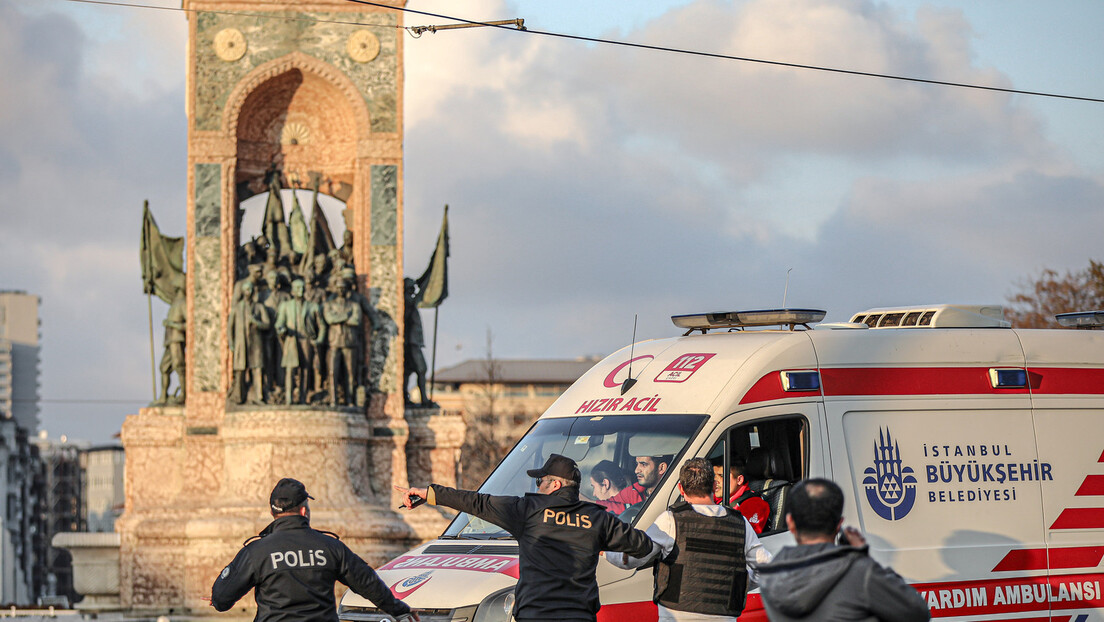 Осумњичена за терористички напад у Истанбулу тврди да је наређења добијала преко америчких телефона