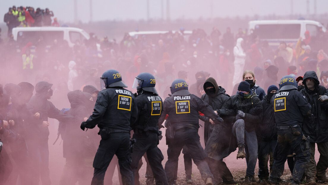 Немири у Немачкој због угља: Повређено више од 70 полицајаца