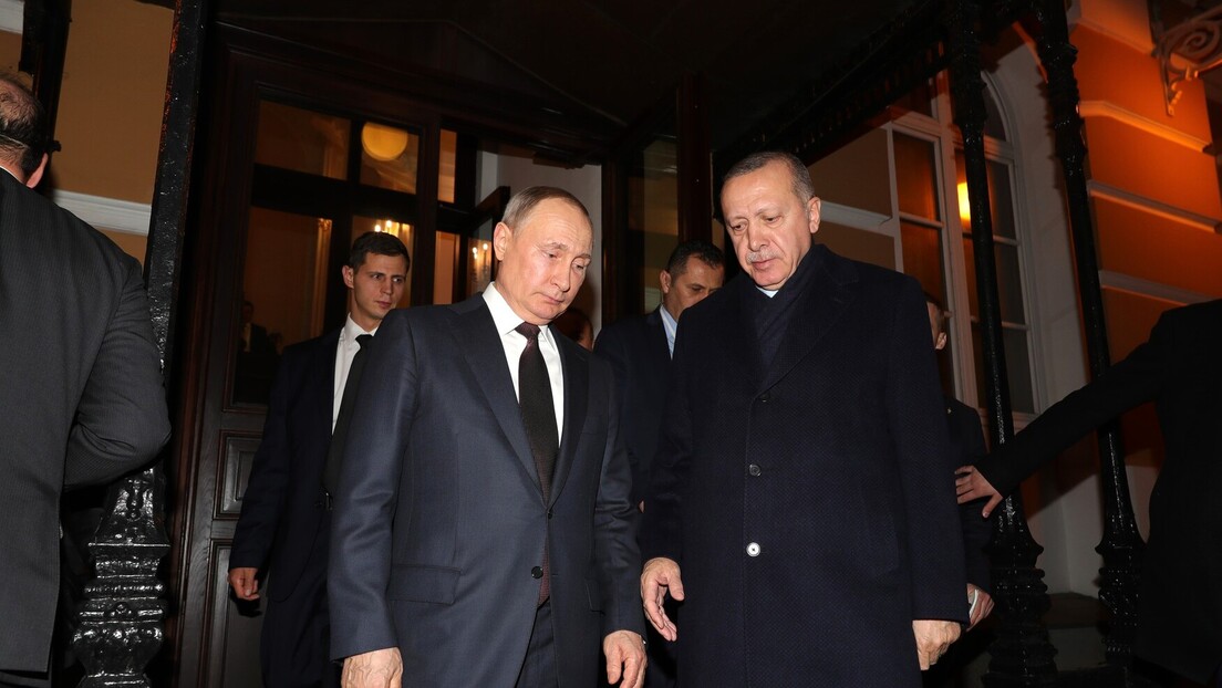 Путин Ердогану: Кијевски режим продубљује сукоб уз подршку западних спонзора