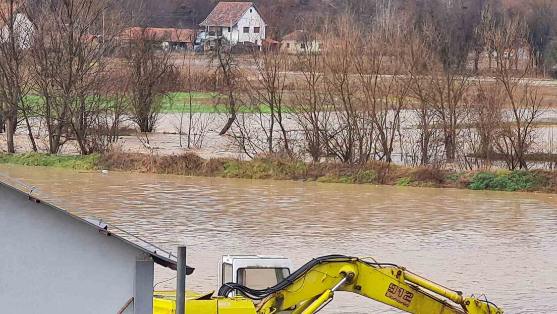 РТ Балкан на месту поплава: Борба са набујалим Лимом, у Новом Пазару настављена потрага за несталима