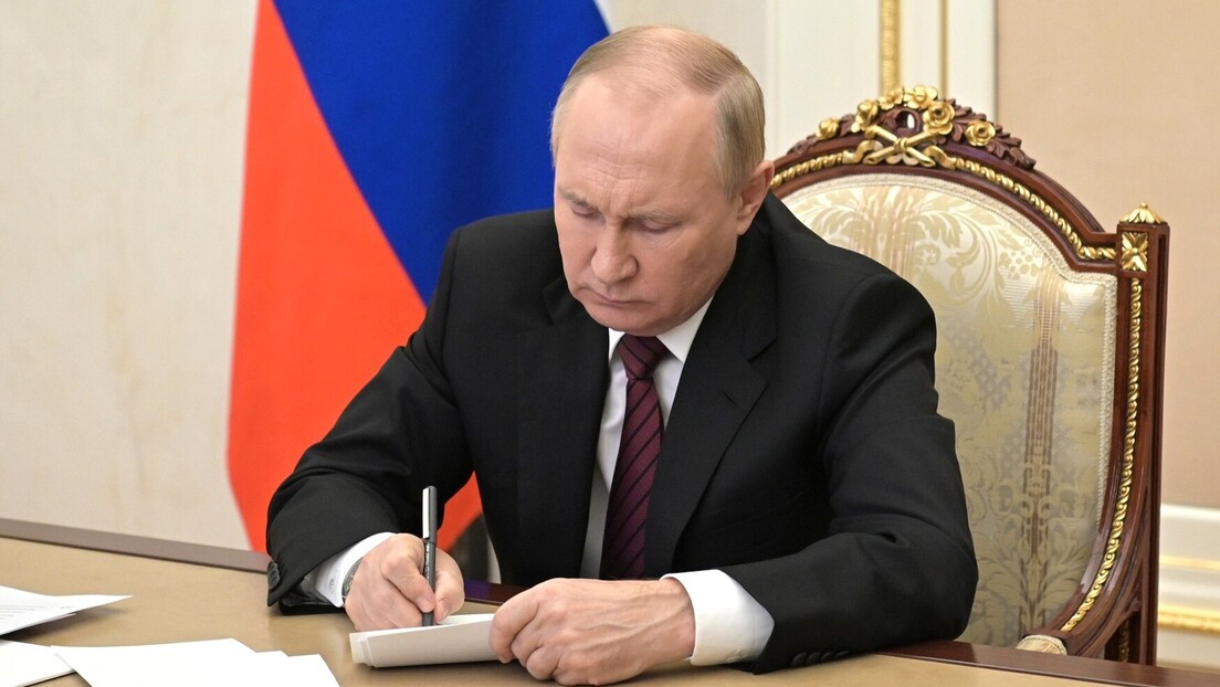 Путин потписао закон - једна виза за Русију и Белорусију