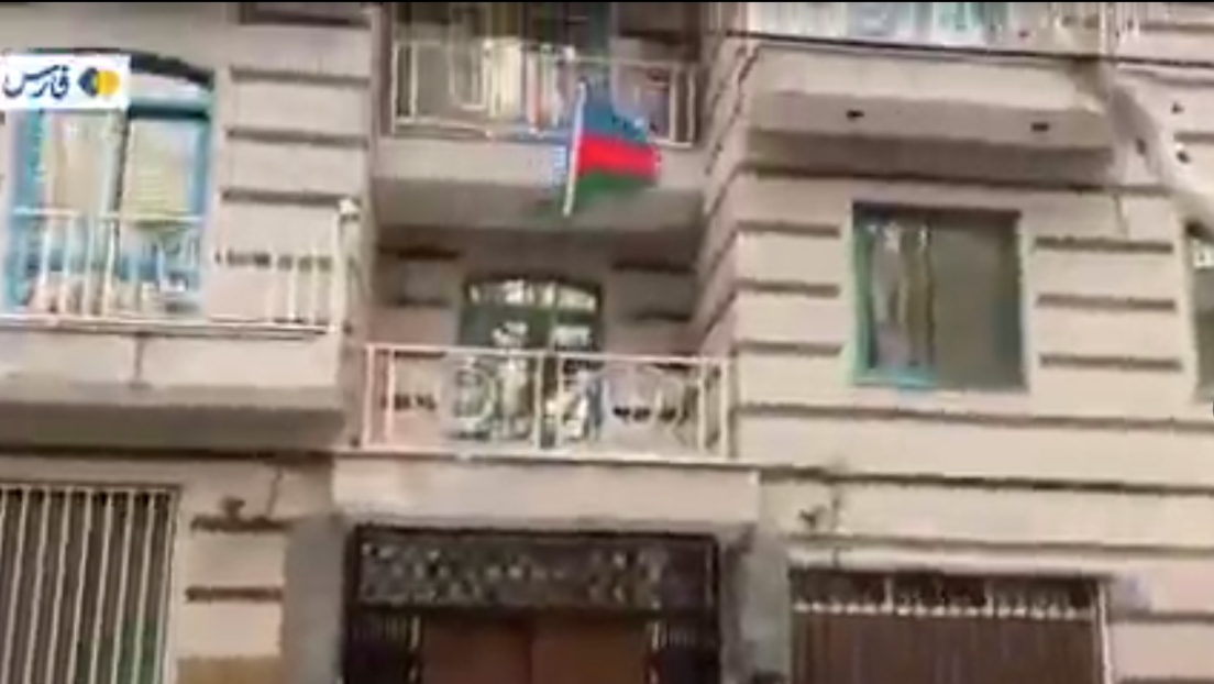 Азербејџан повлачи особље из амбасаде у Ирану