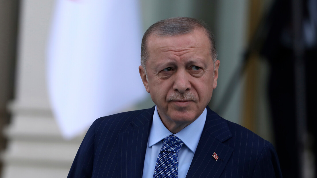 Ердоган: Испорука тенкова Кијеву је ризик