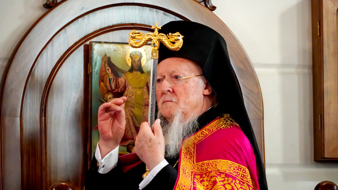 Васељенски патријарх позвао православне цркве да признају ПЦУ и подрже Украјинце