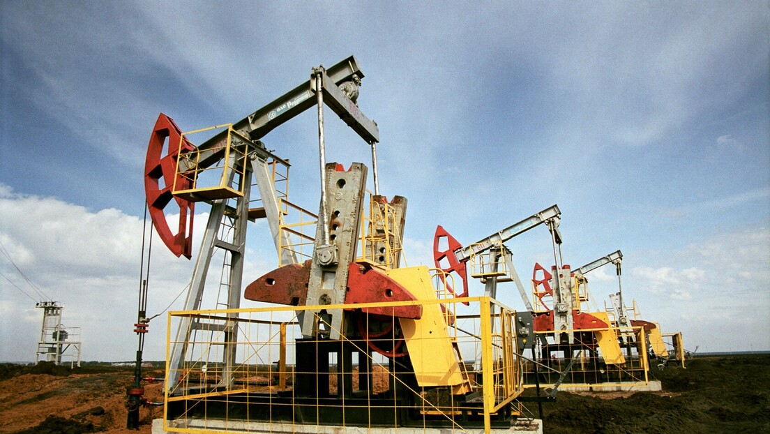 "Голдман Сакс" упозорио: Tржиште нафте се може наћи у проблему од 2024. године