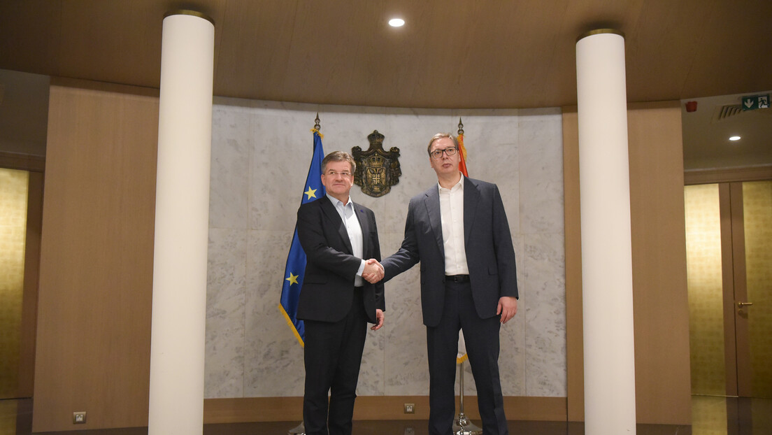 Vučić nakon sastanka sa Lajčakom: Otvoren i prijateljski razgovor, razumeli ste me sve
