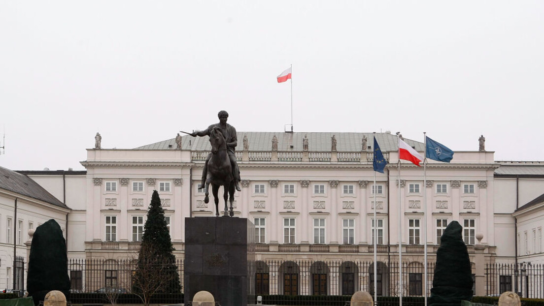 Пољска прави нове препреке у односима са Русијом: Одлажу издавање виза дипломатама