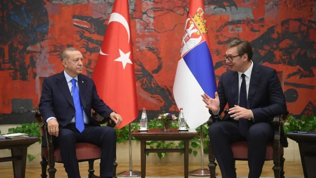 Ердоган честитао Дан државности: Пријатељском народу Србије желим мир и благостање