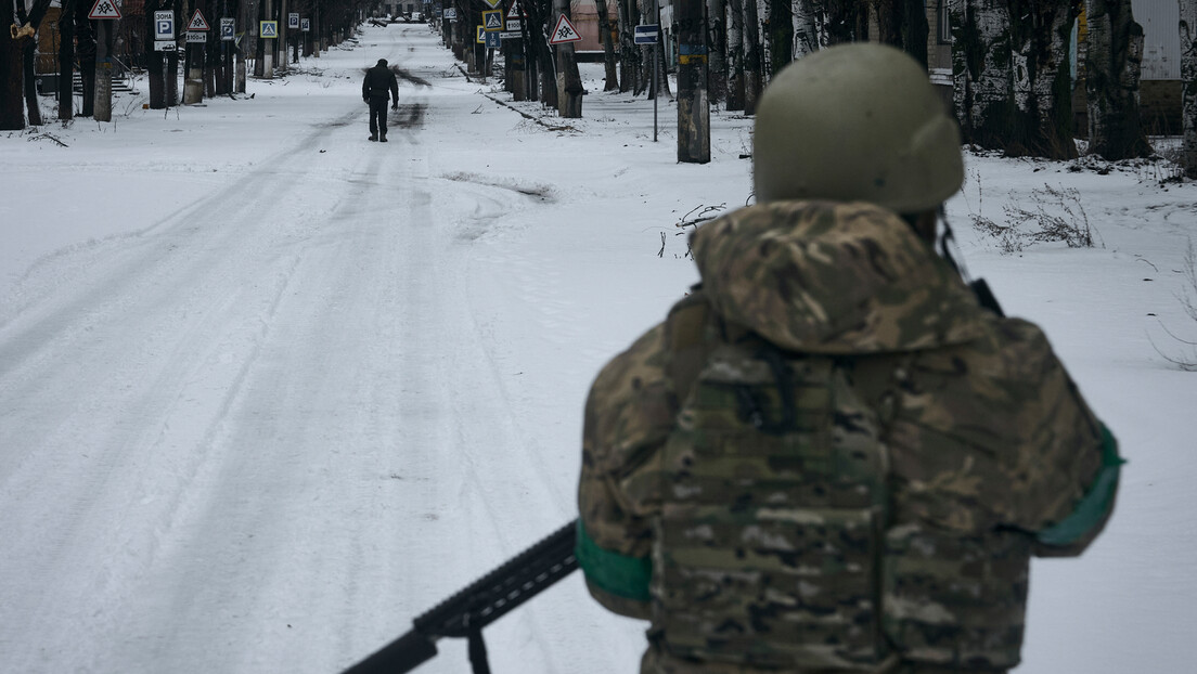 НАТО у озбиљном проблему: Испоруке оружја Украјини "испразниле војне залихе" Запада