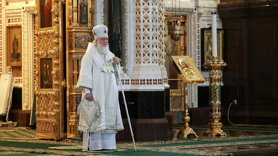 Руски патријарх захвалио патријарху српском Порфирију на подршци канонској УПЦ