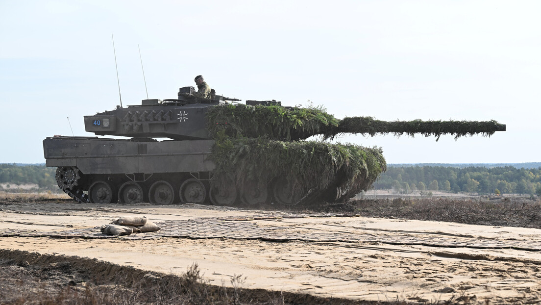 Poljska šalje Kijevu tenkove, Španija popravlja, Finska skromna u poklonu