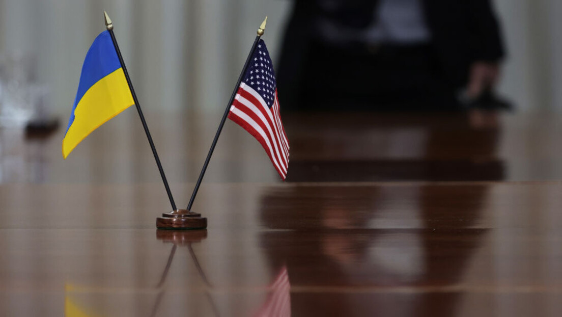 Bivši savetnik Džona Kerija: Vašington doliva ulje na vatru u Ukrajini
