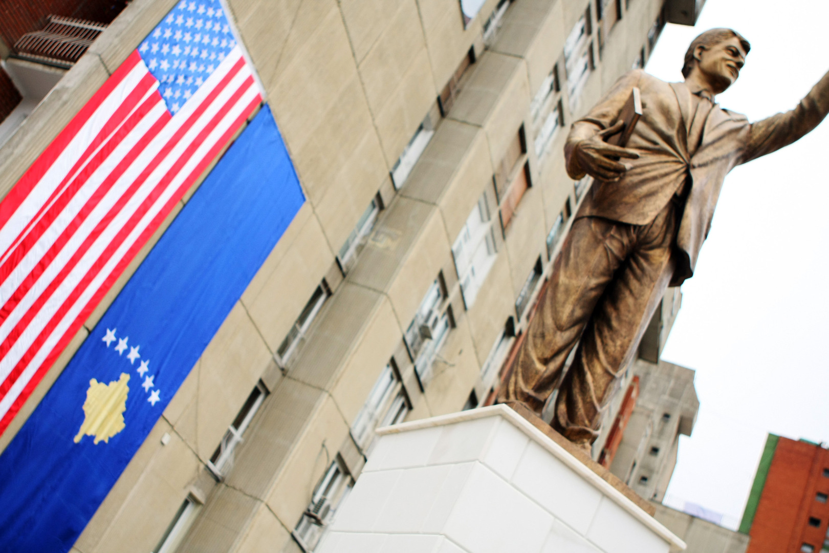 Spomenik bivšem američkom predsedniku Bilu Klintonu u Prištini