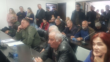 Javna rasprava u Zubinom Potoku: Kurtijeva baza u Gornjem Jasenoviku, meštani bez zemlje i odgovora