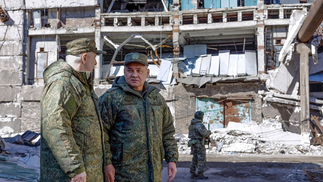 Шојгу у Донбасу извршио инспекцију грађевинских радова у обновљеним градовима (ВИДЕО)
