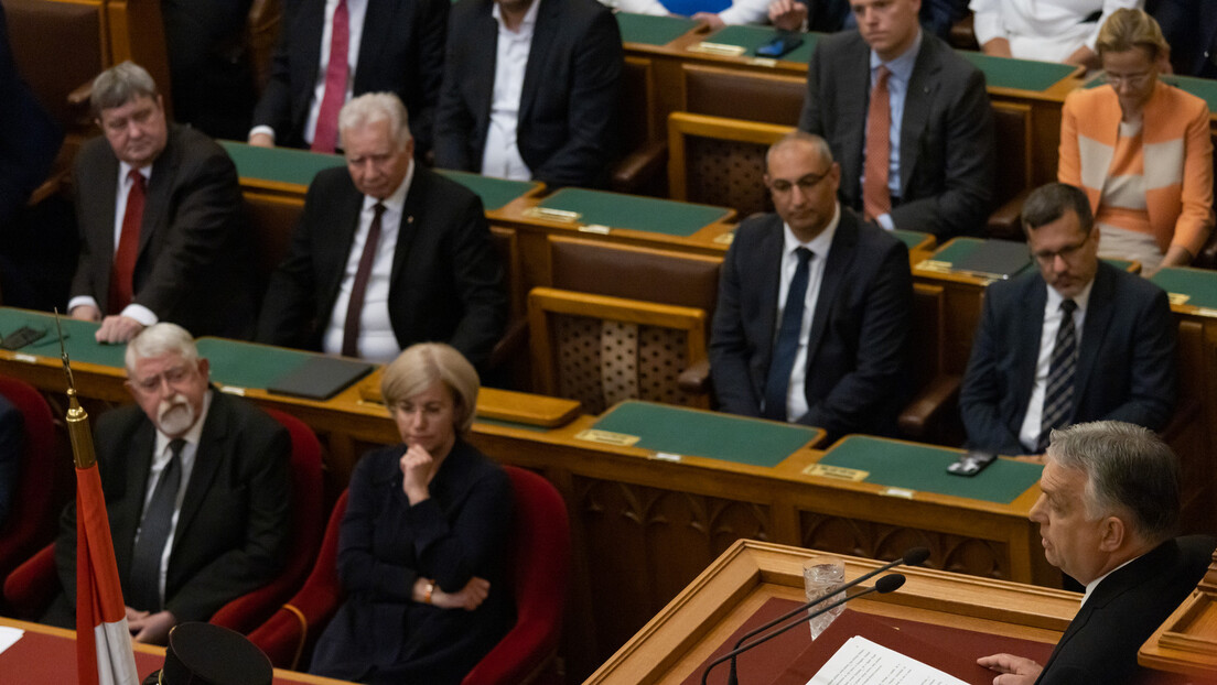 Orbanova stranka traži odlaganje ratifikacije ulaska Švedske i Finske u NATO