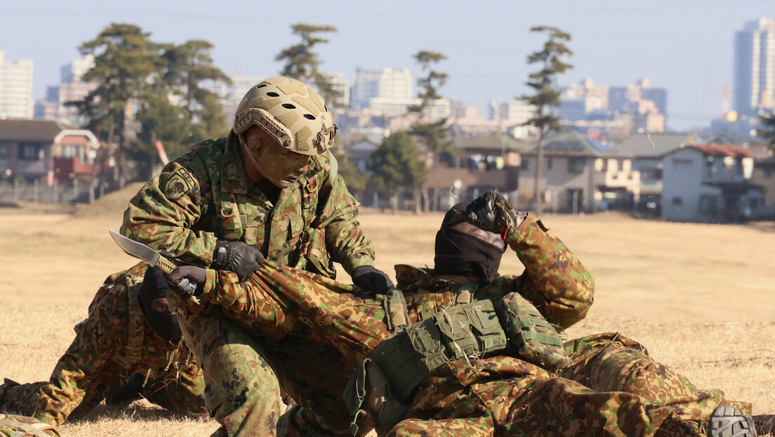 Japan pokušava da ubedi svoje velike kompanije da se orijentišu na vojnu proizvodnju