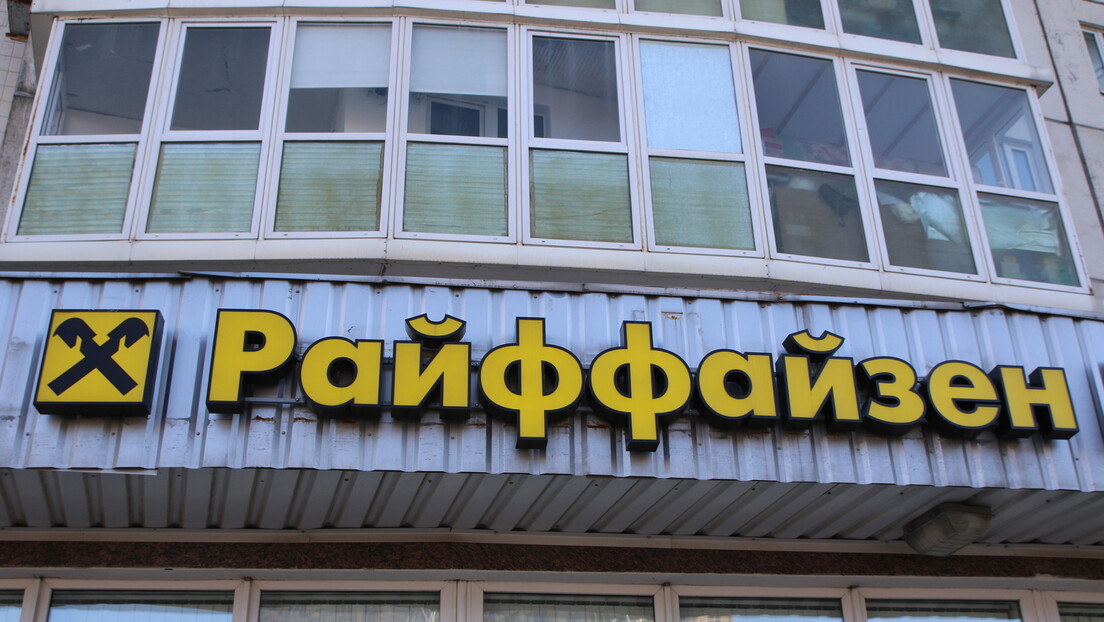 "Finansijska razmena zarobljenika": "Rajfajzen" želi da trampi zamrznutu imovinu sa "Sberbankom"