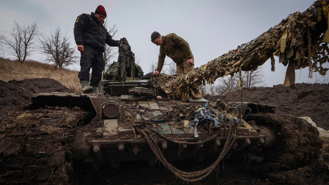 "Њујорк тајмс": Украјинци расипају муницију у Бахмуту и угрожавају своју пролећну акцију