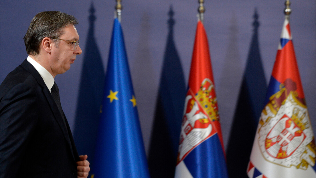 Vučić: Nije lak period pred nama, ali sačuvaćemo Srbiju onako kako piše u Ustavu