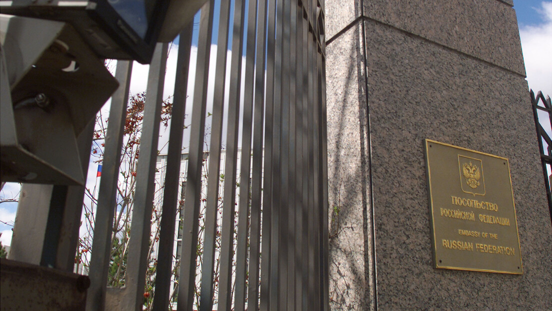 Руска амбасада у Вашингтону: САД имају шизофренију