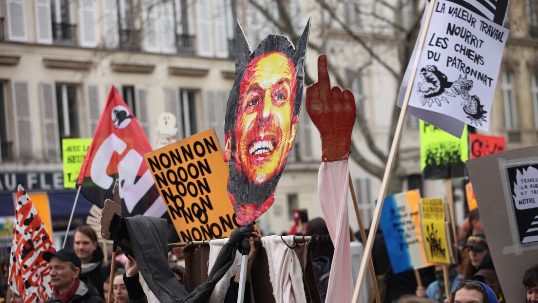 Макронов плес на жици: Како је пензиона реформа пробудила старе демоне у Француској