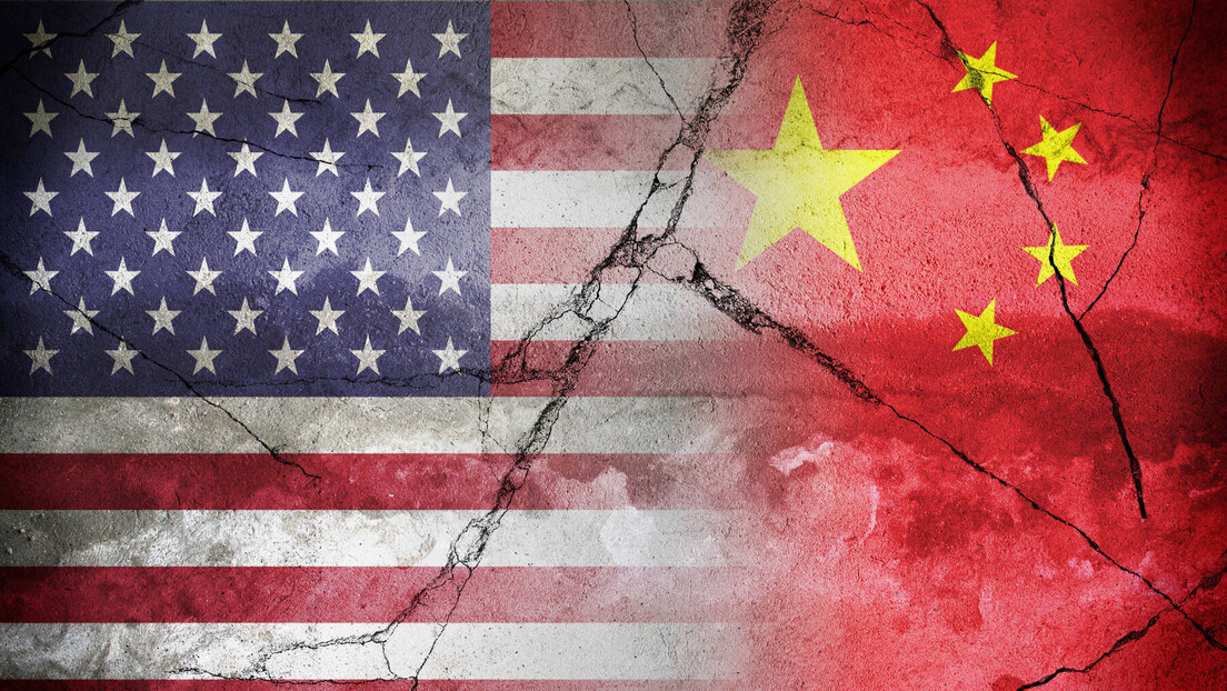 "Блумберг": САД у страху да би свет могао да прихвати кинески мировни предлог