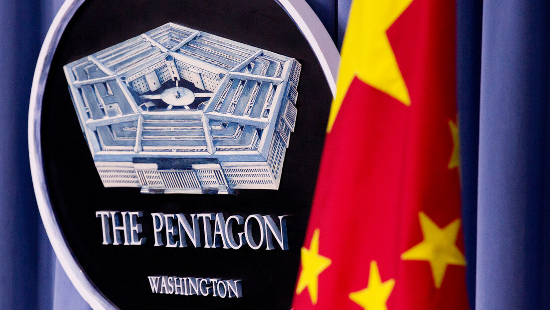 Параноја у Пентагону: Траже већи војни буџет због састанка Путина и Сија