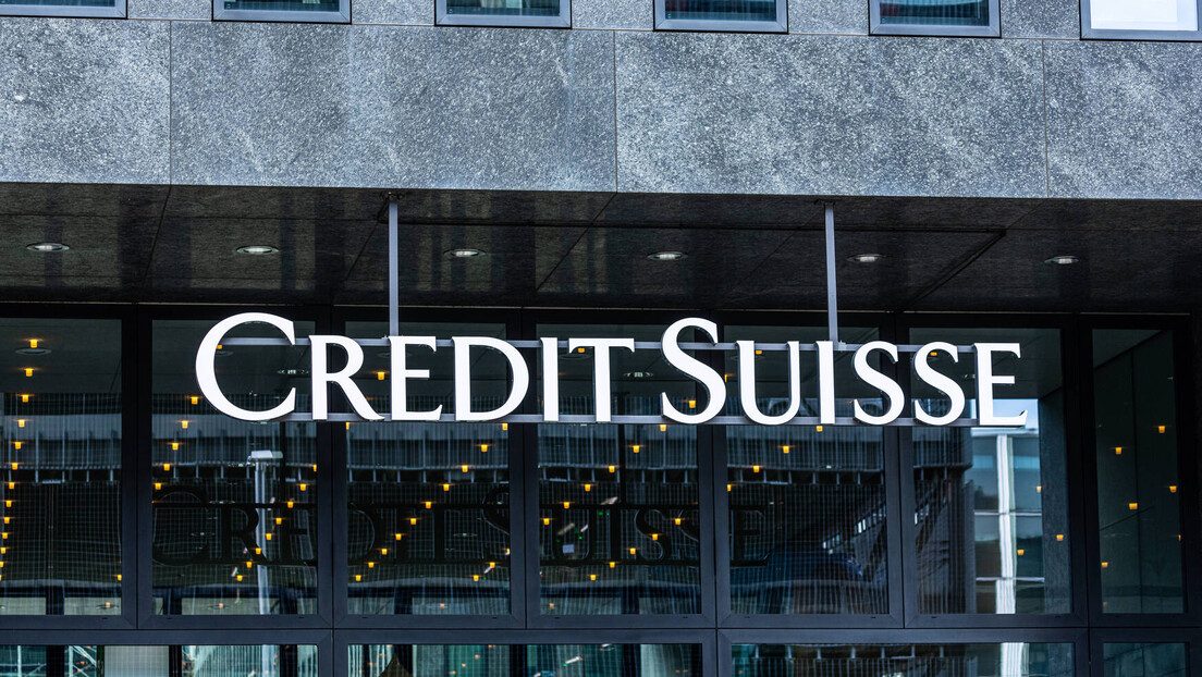 "Blumberg": Spasavanje banke "Kredi svis" koštaće Švajcarce milijarde