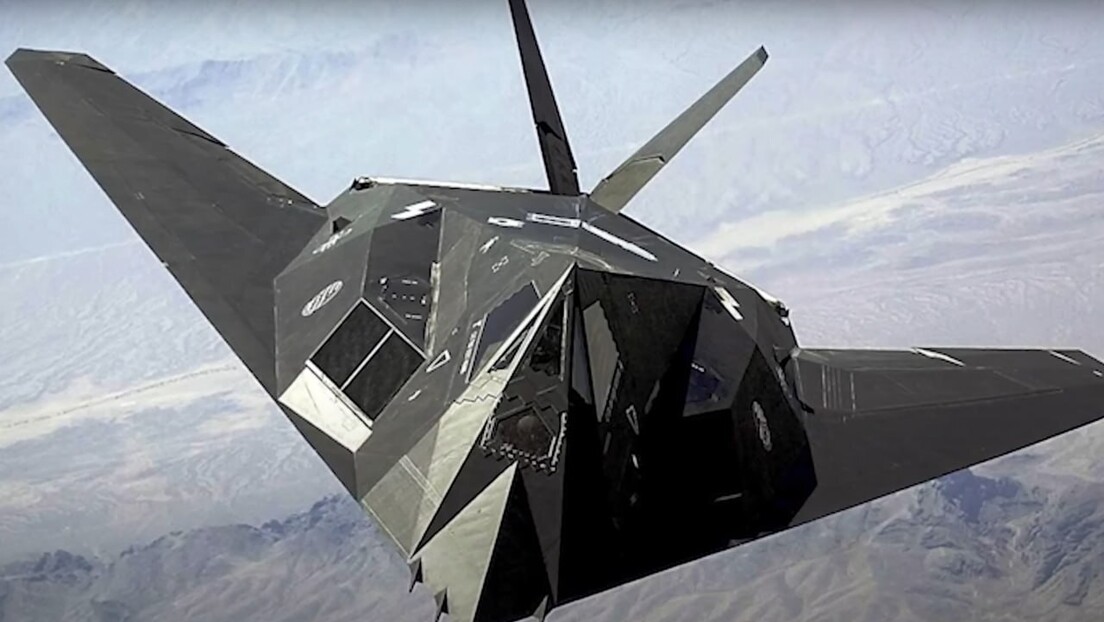 Godišnjica obaranja "nevidljivog" aviona F-117A: Zašto je "noćni jastreb" završio u sremskom blatu