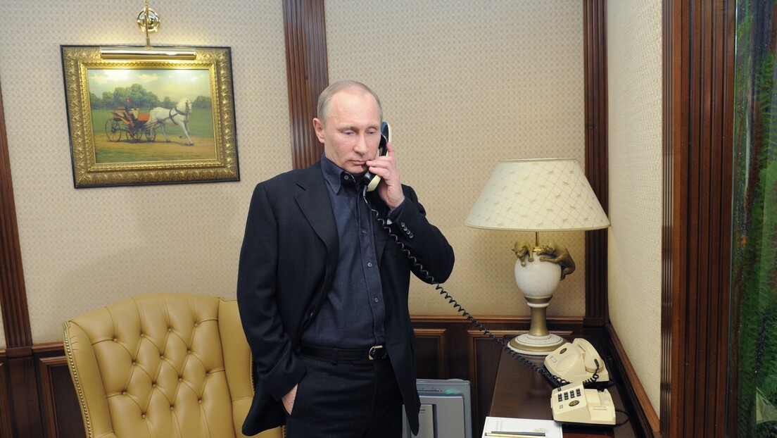 Na vezi sa Kremljom - Čemu služi žuti fiksni telefon i da li je moguće pozvati Putina