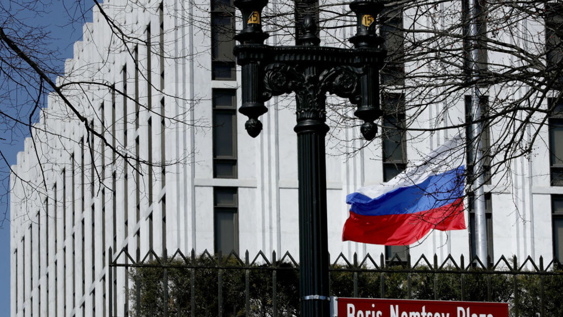 Руска амбасада у САД: Вашингтон одговоран за енергетску кризу