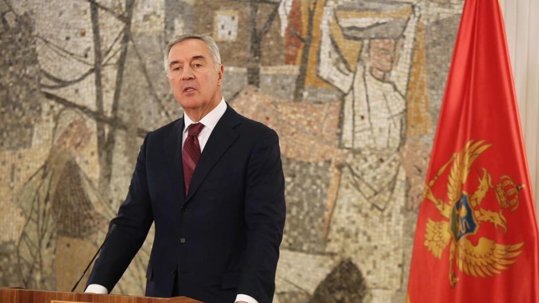 Đukanović podneo ostavku na funkciju predsednika DPS