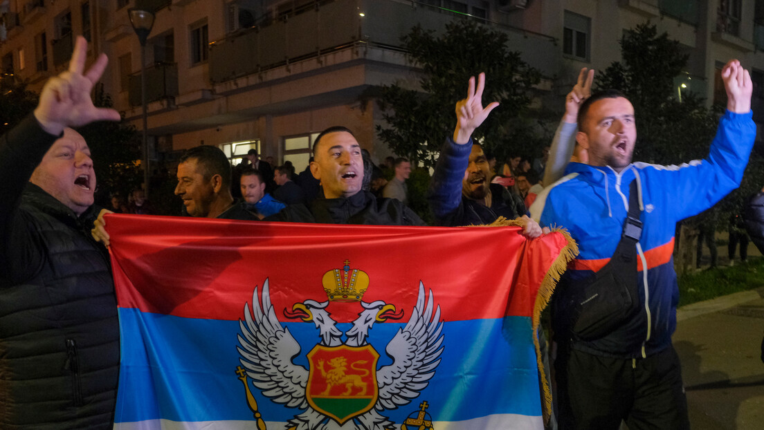Чије су наше српске заставе (и чији су наши Црногорци)
