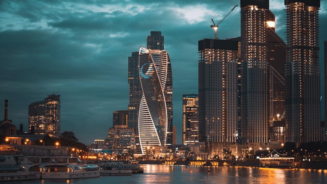 Московски небодери: Живот у облацима за осећај моћи и престижа