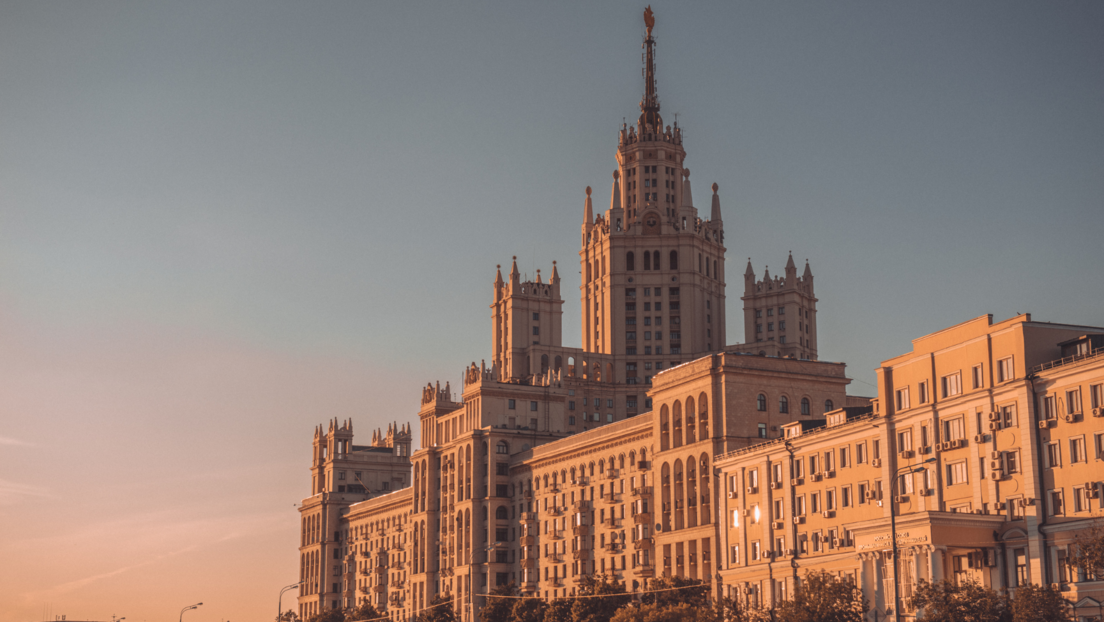 Утицај совјетске архитектуре у свету -  московске "стаљинке" за пределима Русије