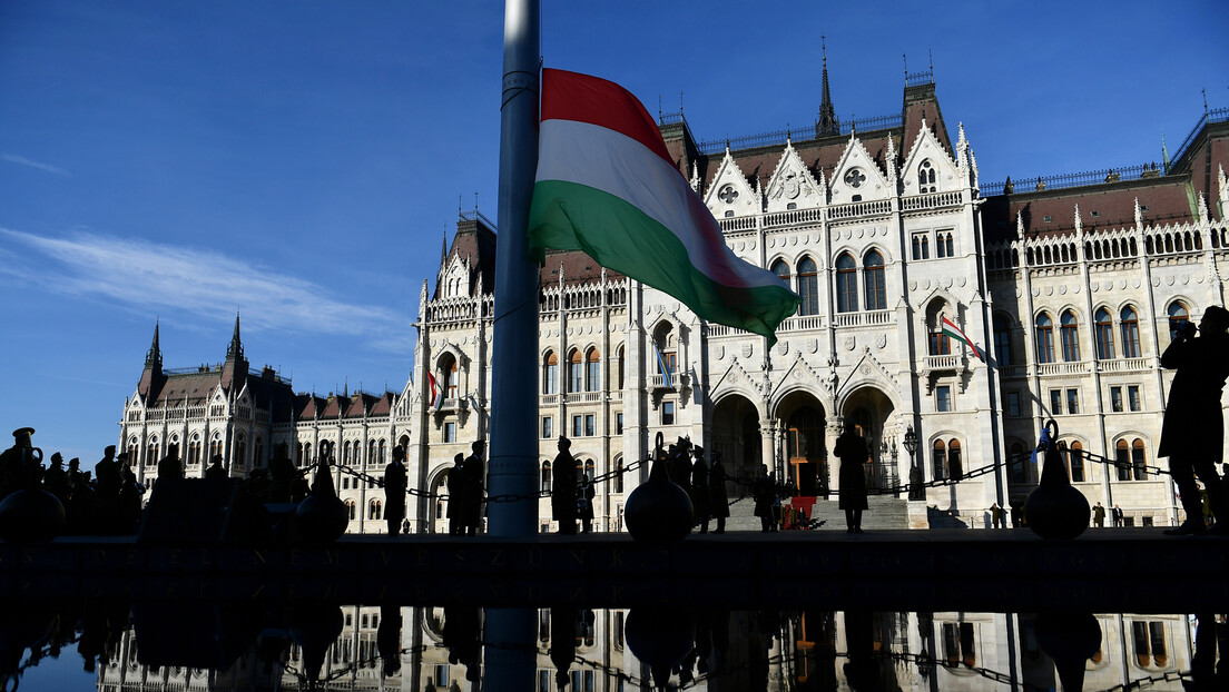 САД разматрају санкције против неколико утицајних мађарских појединаца?