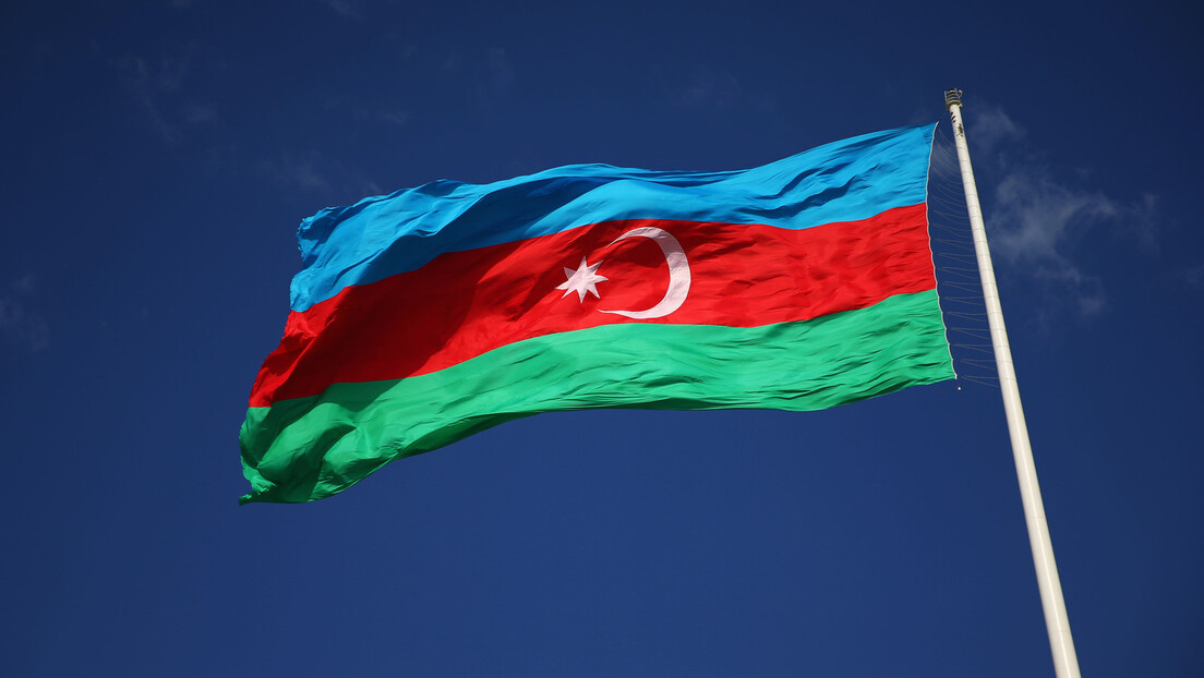 Запаљена застава Азербејџана на отварању Европског првенства у Јеревану