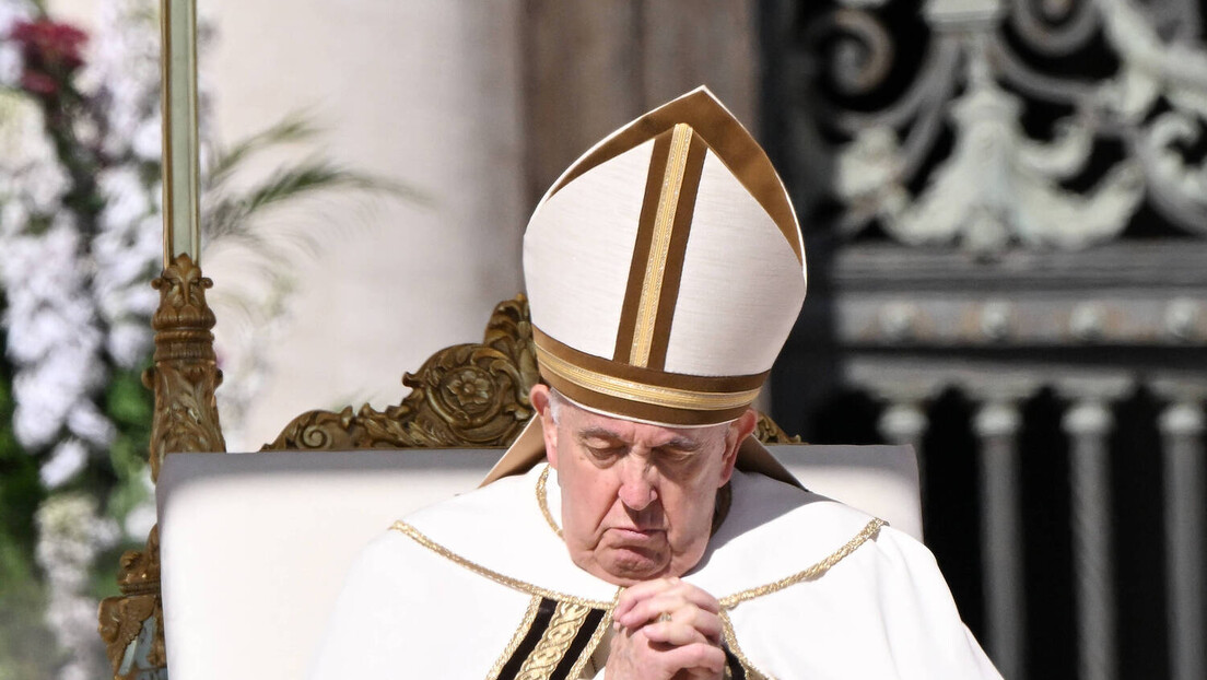Папа Русима и свим православцима честитао Васкрс: Нека Господ благослови ваш народ