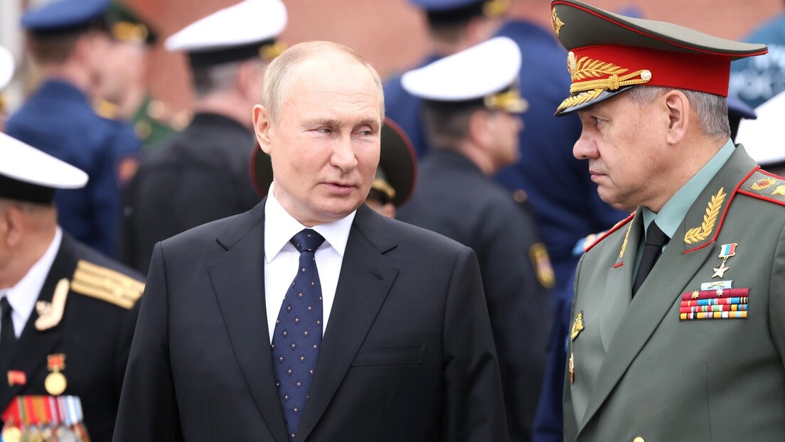 Шојгу известио Путина о вежбама у Пацифичкој флоти: Само наставите (ВИДЕО)