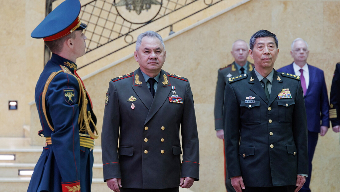 Шојгу и Ли Шангфу: Јачамо војну сарадњу Русије и Кине, координишемо акције (ВИДЕО)